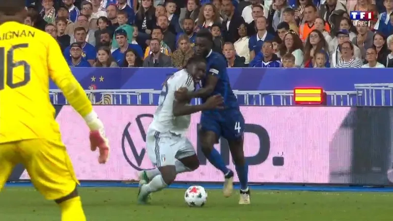Expulsion de Dayot Upamecano contre l'Italie