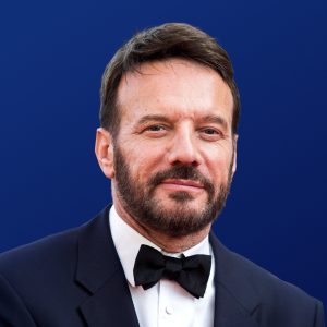 Samuel LeBihan (Alex Hugo)